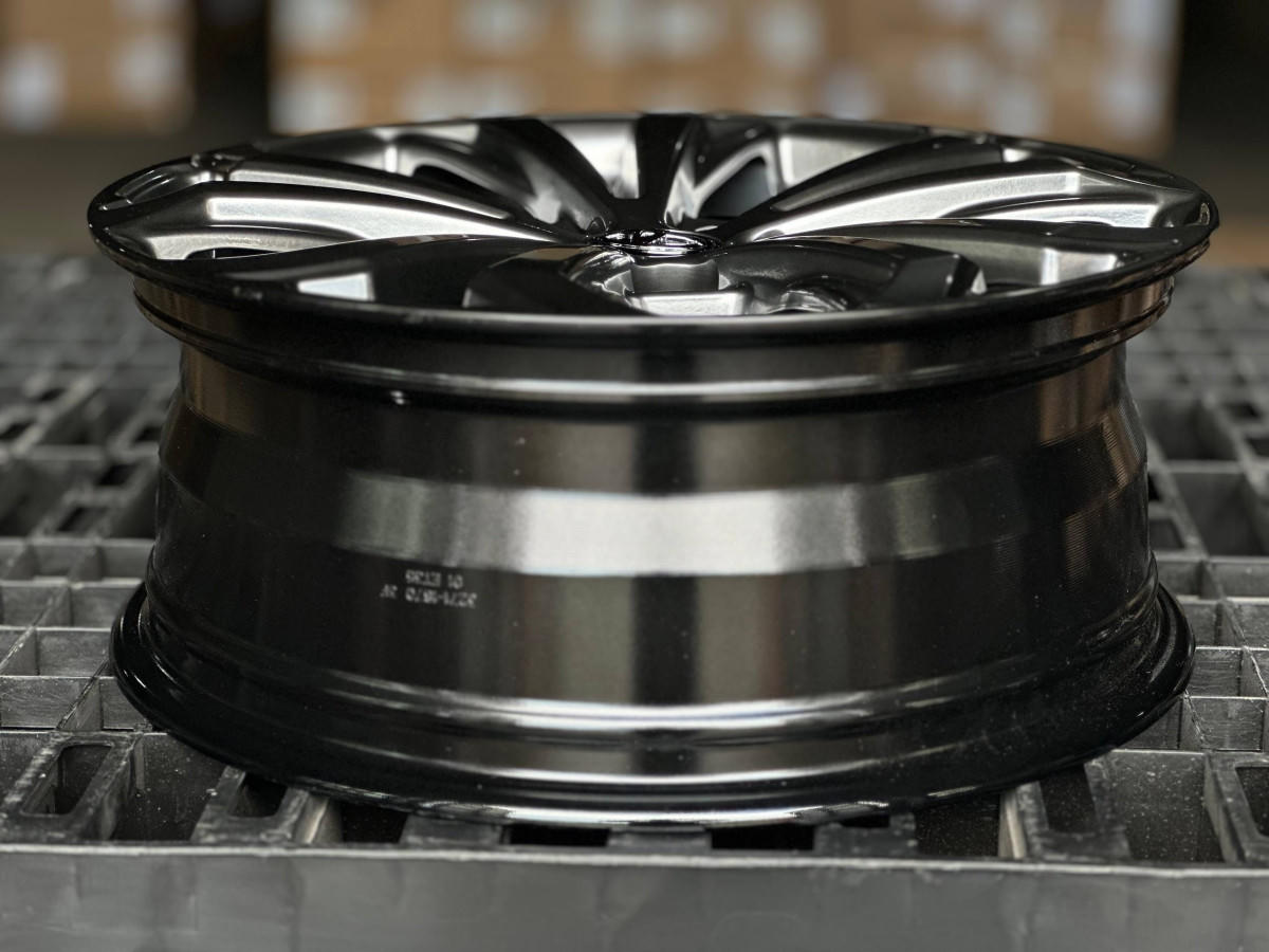 TOYOTA H3271F FlowForming R18 7J ET35 5x114.3 DIA60.1 HYPER BLACK