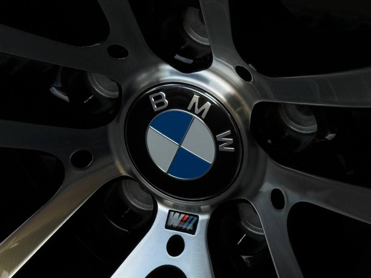 BMW 611M Style 5433 (ET:40/ET:30) R20 10, 11J 5x120 DIA74.1 GLOSS BLACK FACE