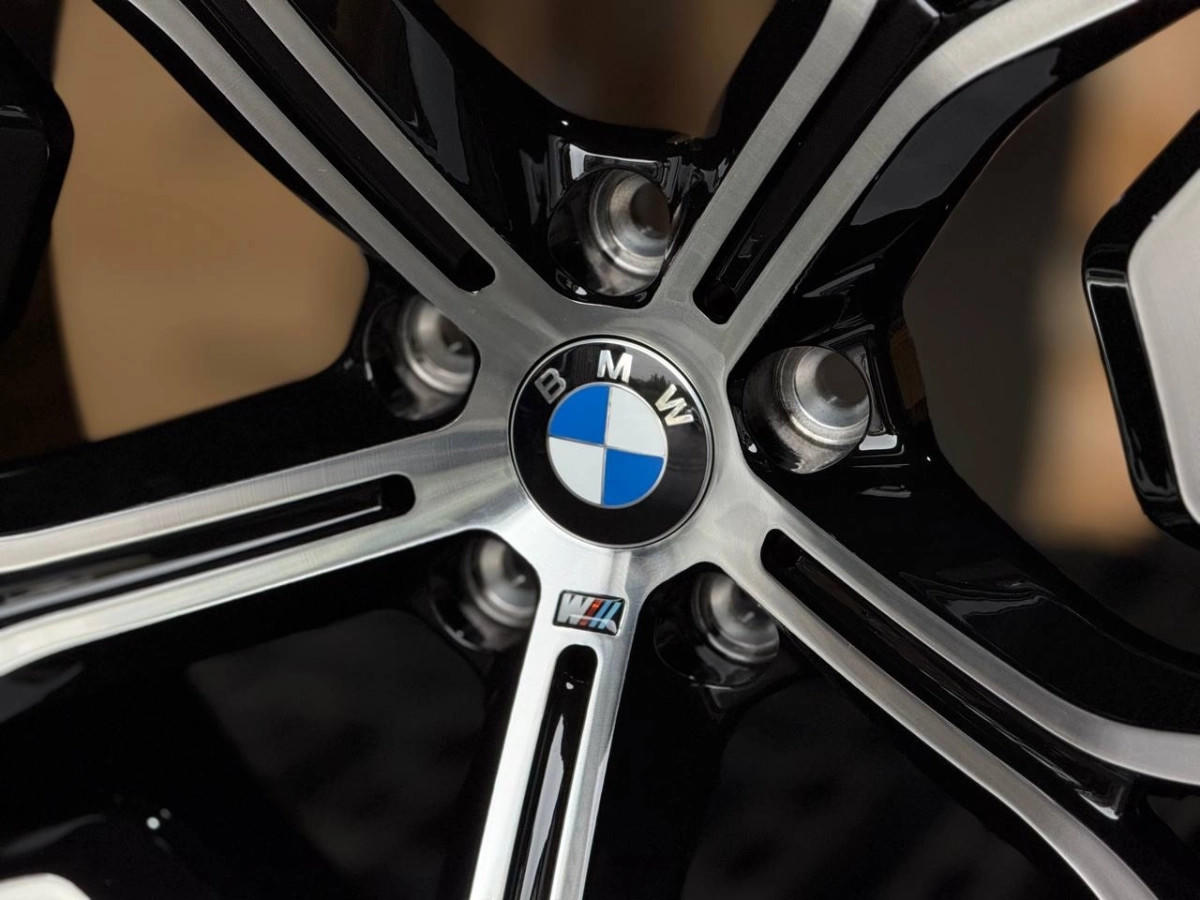 BMW INDIVIDUAL X5/X6/X7 C1432/C1433 R22 10, 11J 5x112 DIA66.6 GLOSS BLACK FACE