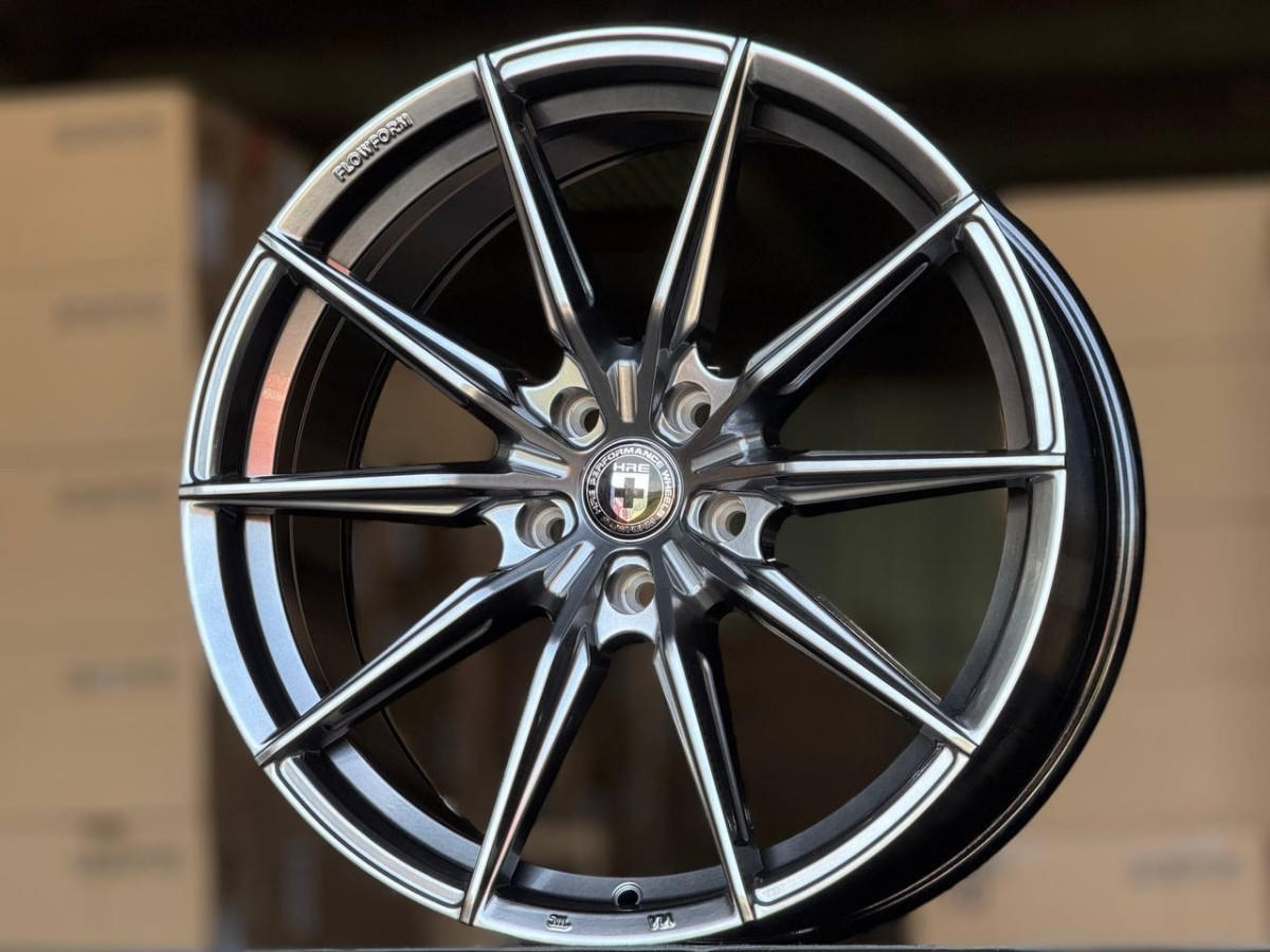 HRE H3408F FlowForming R19 8.5, 9.5J ET35, 38 5x114.3 DIA73.1 HYPER BLACK