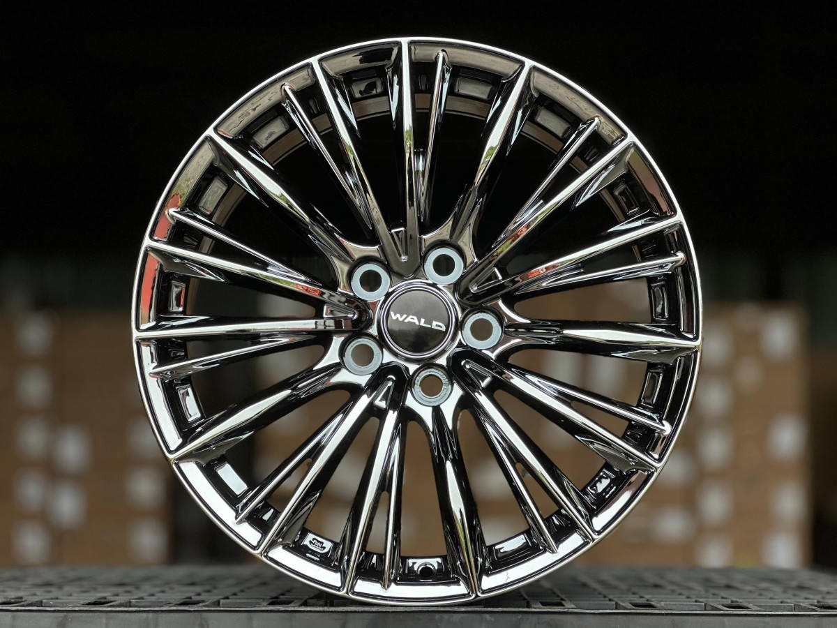 WALD H3101FA FlowForming R18 8J ET35 5x114.3 DIA60.1 CHROME