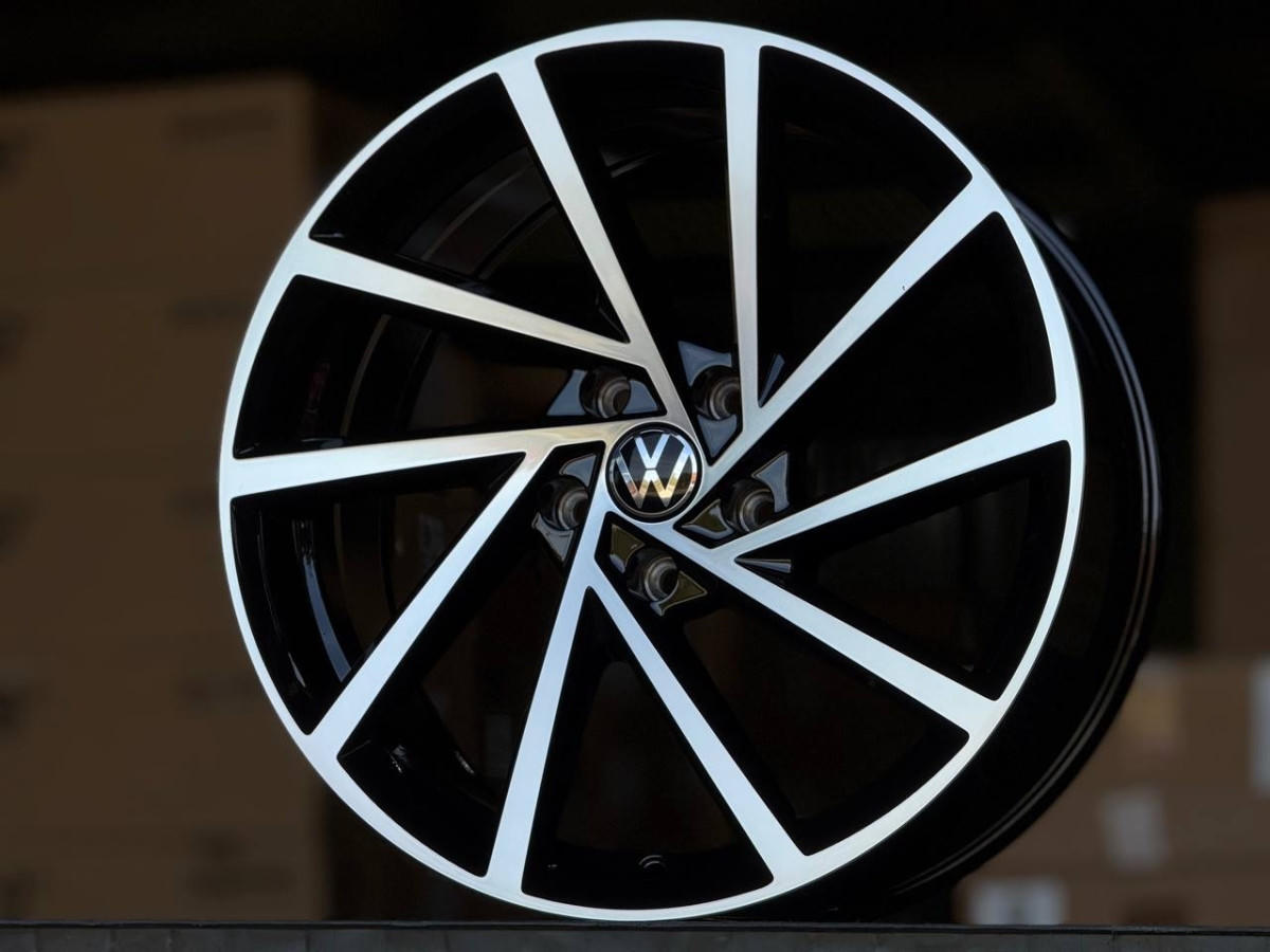 VOLKSWAGEN 1071 R18 8J ET35 5x112 DIA57.1 GLOSS BLACK FACE