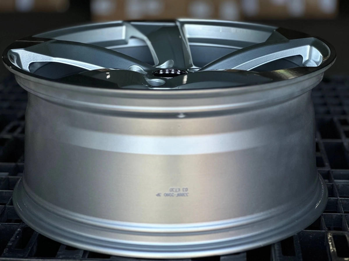 AUDI RS H3388F FlowForming R20 9J ET30 5x112 DIA66.6 SILVER FACE