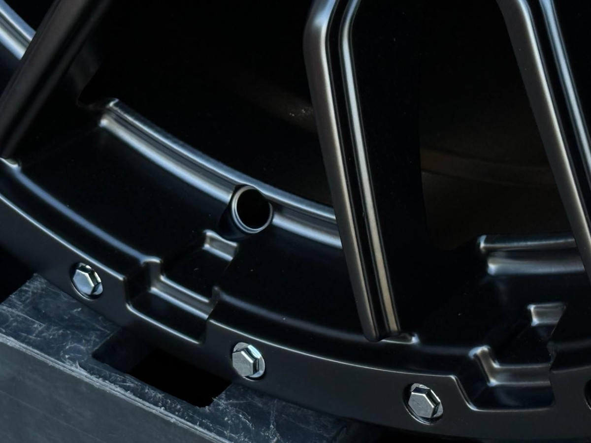 Fuel REBEL 6098 R18 9J ET10 6x139.7 DIA110.1 MATTE BLACK