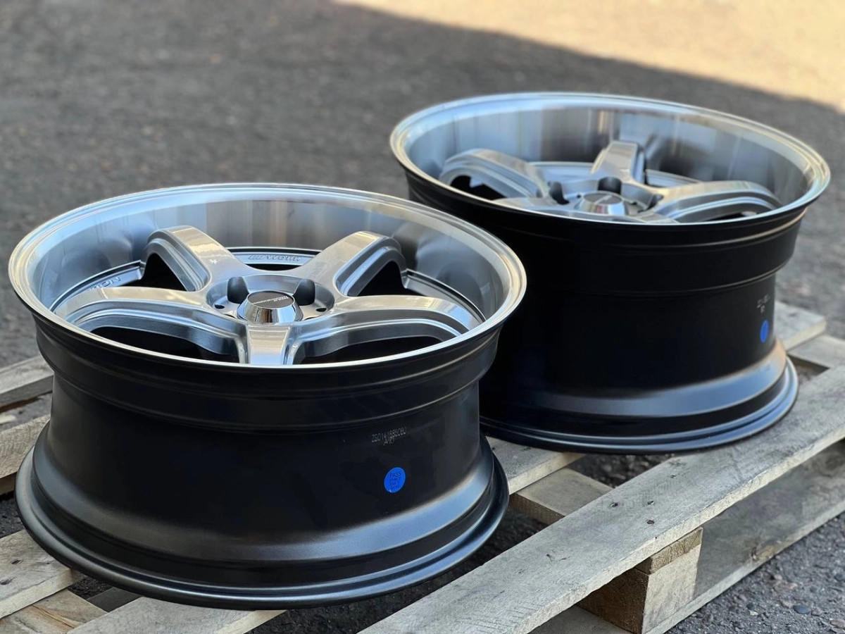 WORK T5R2P ZS014 разноширокие R18 9.5J ET28 5x114.3 DIA73.1 HYPER BLACK