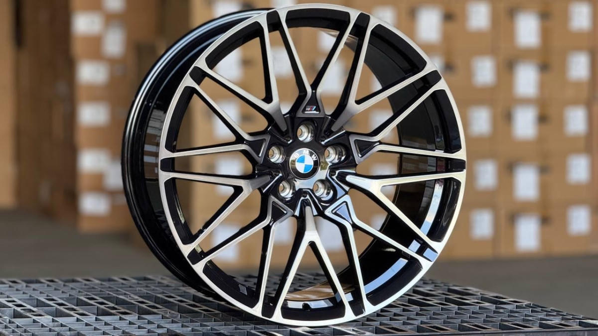 BMW 818M FORGED X5/X6/X7 YC7938 R22 11J ET3...12 DIA66.6 Black Face Dark Laquier