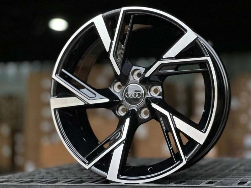 AUDI H3138F FlowForming R18 8J ET35 5x112 DIA66.6 GLOSS BLACK FACE