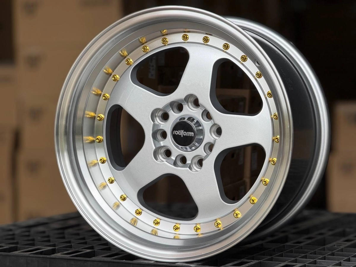 Rotiform 6089r R16 9J ET15 5x100, 5x114.3 DIA73.1 SILVER FACE