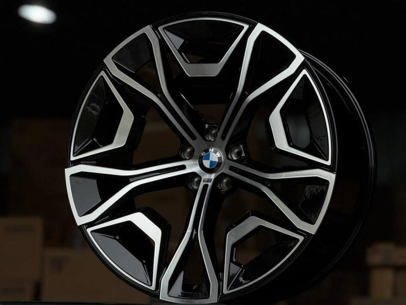 BMW INDIVIDUAL X5/X6/X7 C1432/C1433 R22 11J 5x112 DIA66.6 GLOSS BLACK FACE