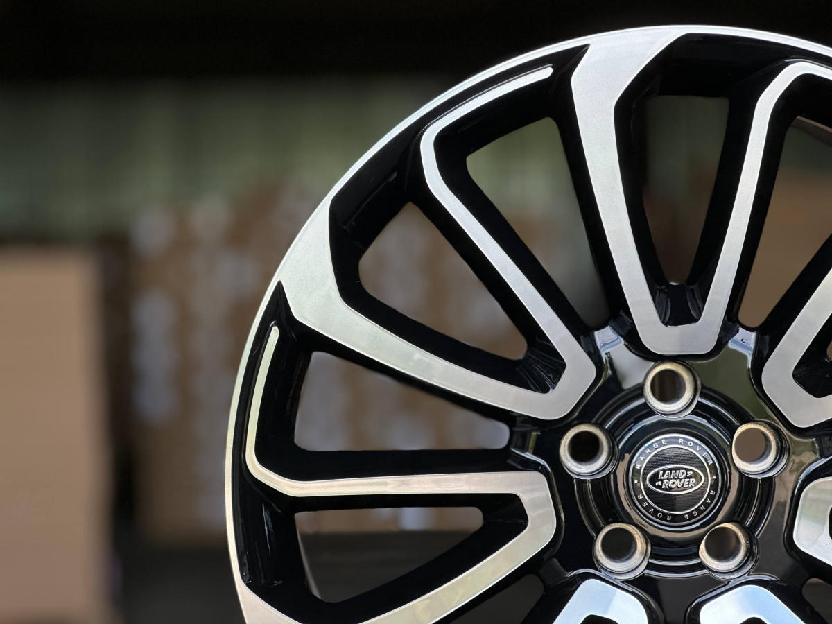 LAND ROVER H702F FlowForming R22 9.5J ET45 5x120 DIA72.6 GLOSS BLACK FACE