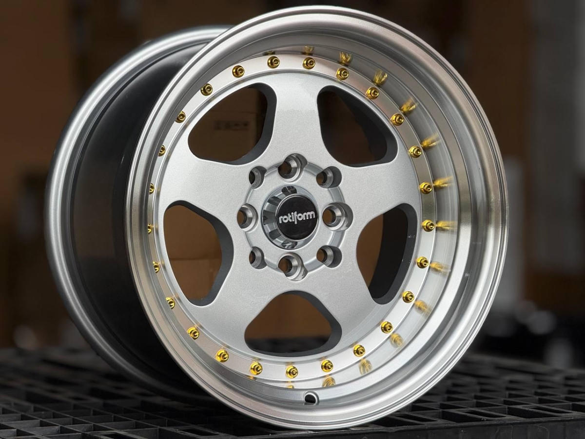 Rotiform 5089R R15 9J ET20 4x100, 4x114.3 DIA73.1 SILVER FACE
