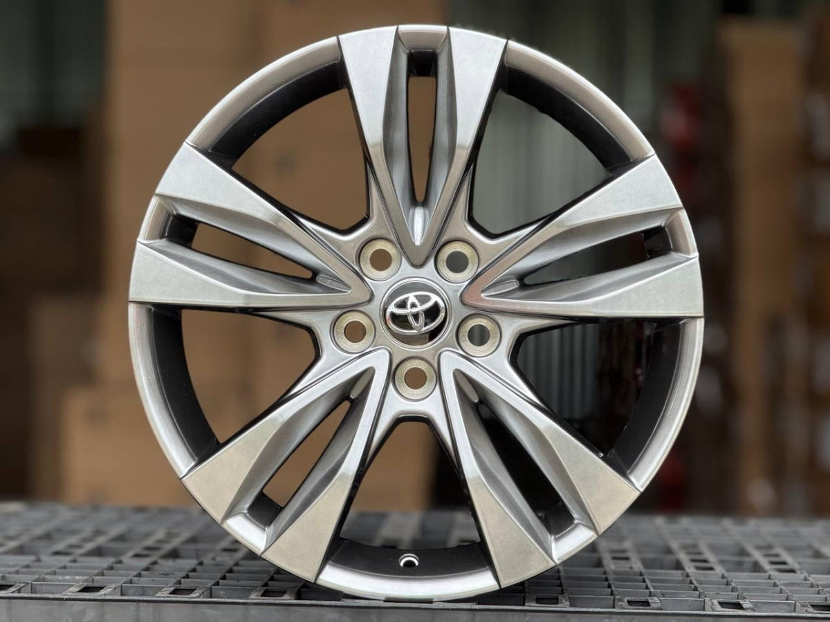 Toyota H3547F FlowForming R18 7.5J ET40 5x114.3 DIA60.1 HYPER BLACK