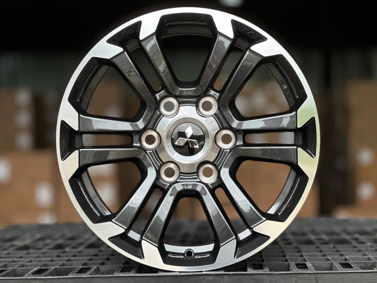 Mitsubishi H3259F FlowForming R17 7J ET38 6x139.7 DIA67.1 GREY FACE