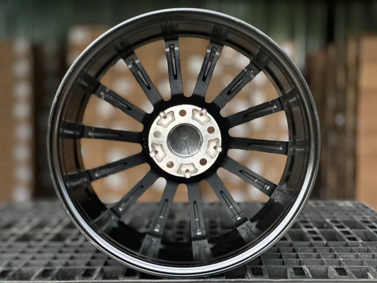 Mercedes AMG H3061F FlowForming R18 9J ET36 5x112 DIA66.5 GLOSS BLACK FACE