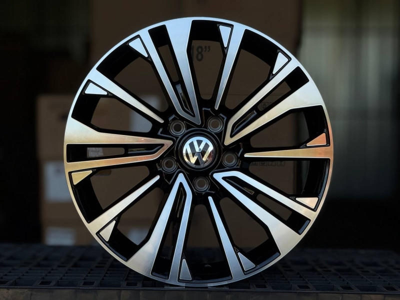 Volkswagen AMAROK 1114 R18 8J ET45 5x120 DIA65.1 GLOSS BLACK FACE