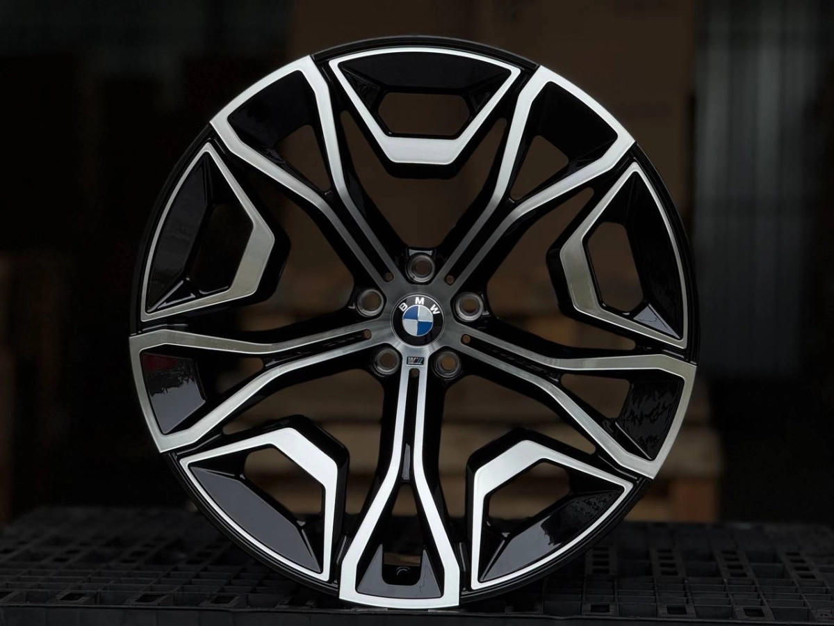 BMW INDIVIDUAL X5/X6/X7 C1432/C1433 R22 10, 11J 5x112 DIA66.6 GLOSS BLACK FACE