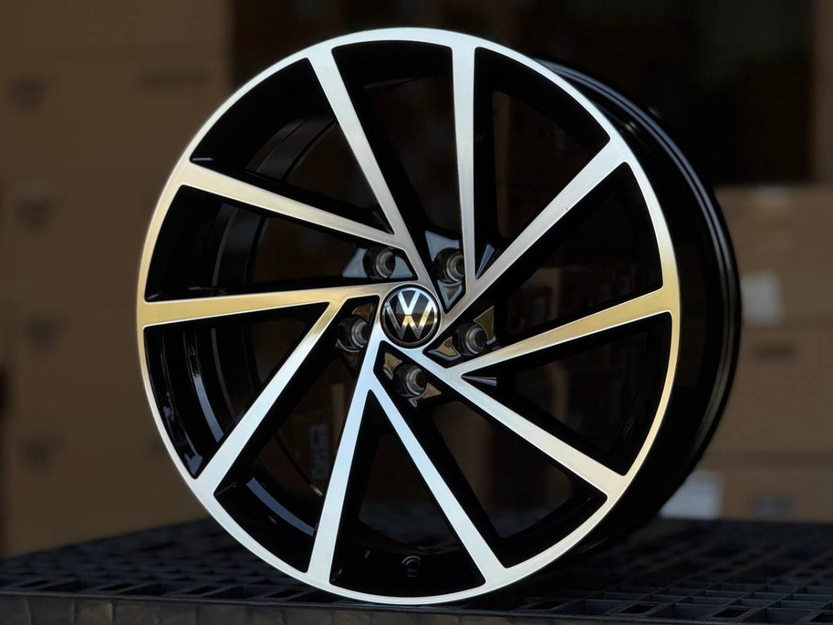 VOLKSWAGEN 1071 R18 8J ET35 5x112 DIA57.1 GLOSS BLACK FACE
