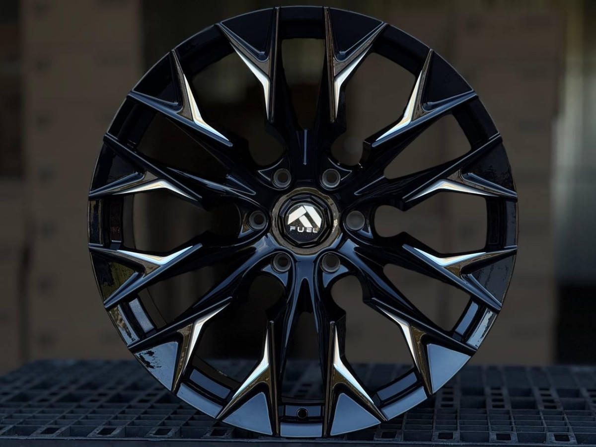 Fuel Flame 2210 R22 10J ET18 6x139.7 DIA110.1 GLOSS BLACK MILLING