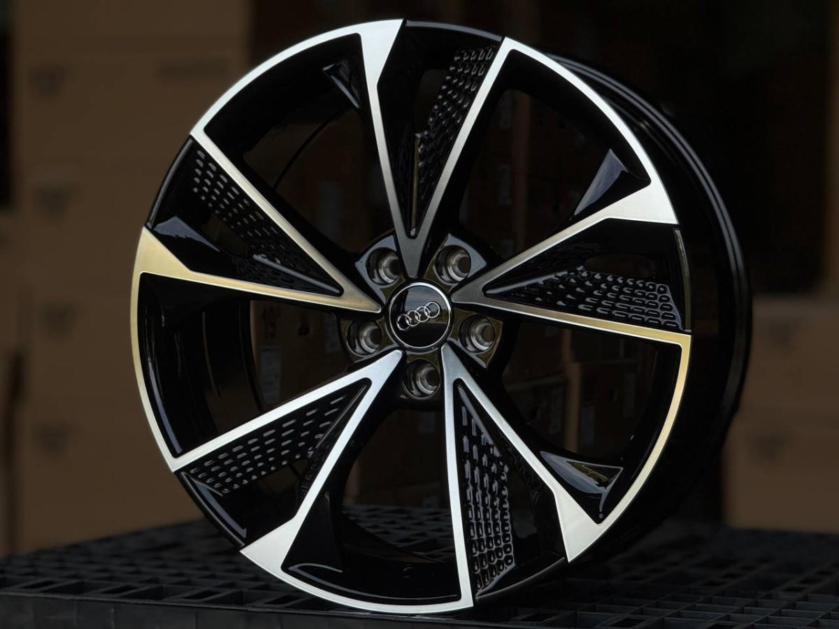 AUDI RS 5456 R19 8.5J ET30 5x112 DIA66.6 GLOSS BLACK FACE