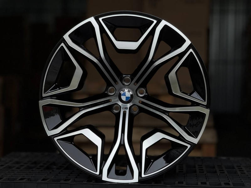 BMW INDIVIDUAL X5/X6/X7 C1432/C1433 R22 11J 5x112 DIA66.6 GLOSS BLACK FACE