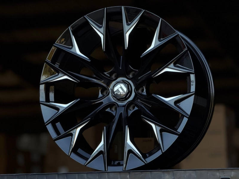 Fuel Flame 2210 R22 10J ET18 6x139.7 DIA110.1 GLOSS BLACK MILLING
