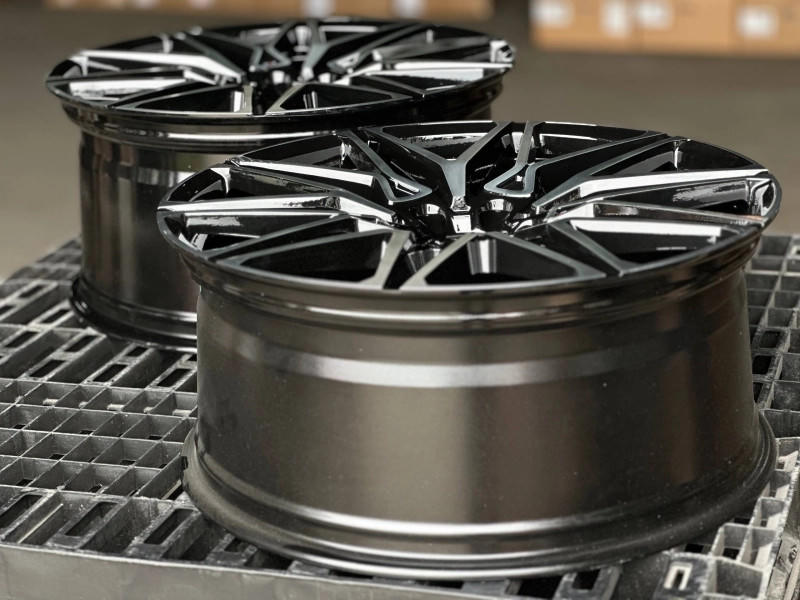 BMW 818M H996F FlowForming R22 9.5, 10.5J E...43 5x112 DIA66.6 GLOSS BLACK FACE