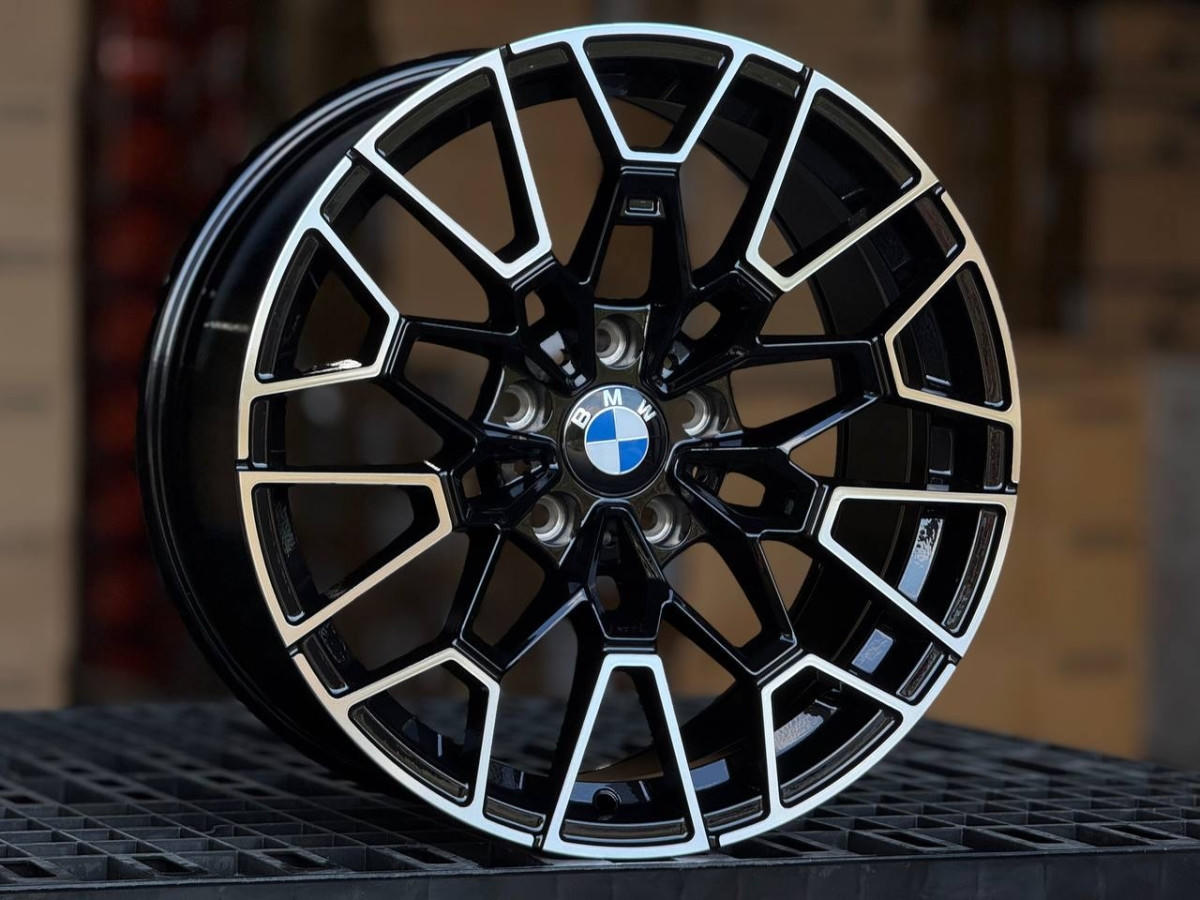 BMW H3209F FlowForming R18 8, 9J ET30, 35 5x120 DIA72.6 GLOSS BLACK FACE