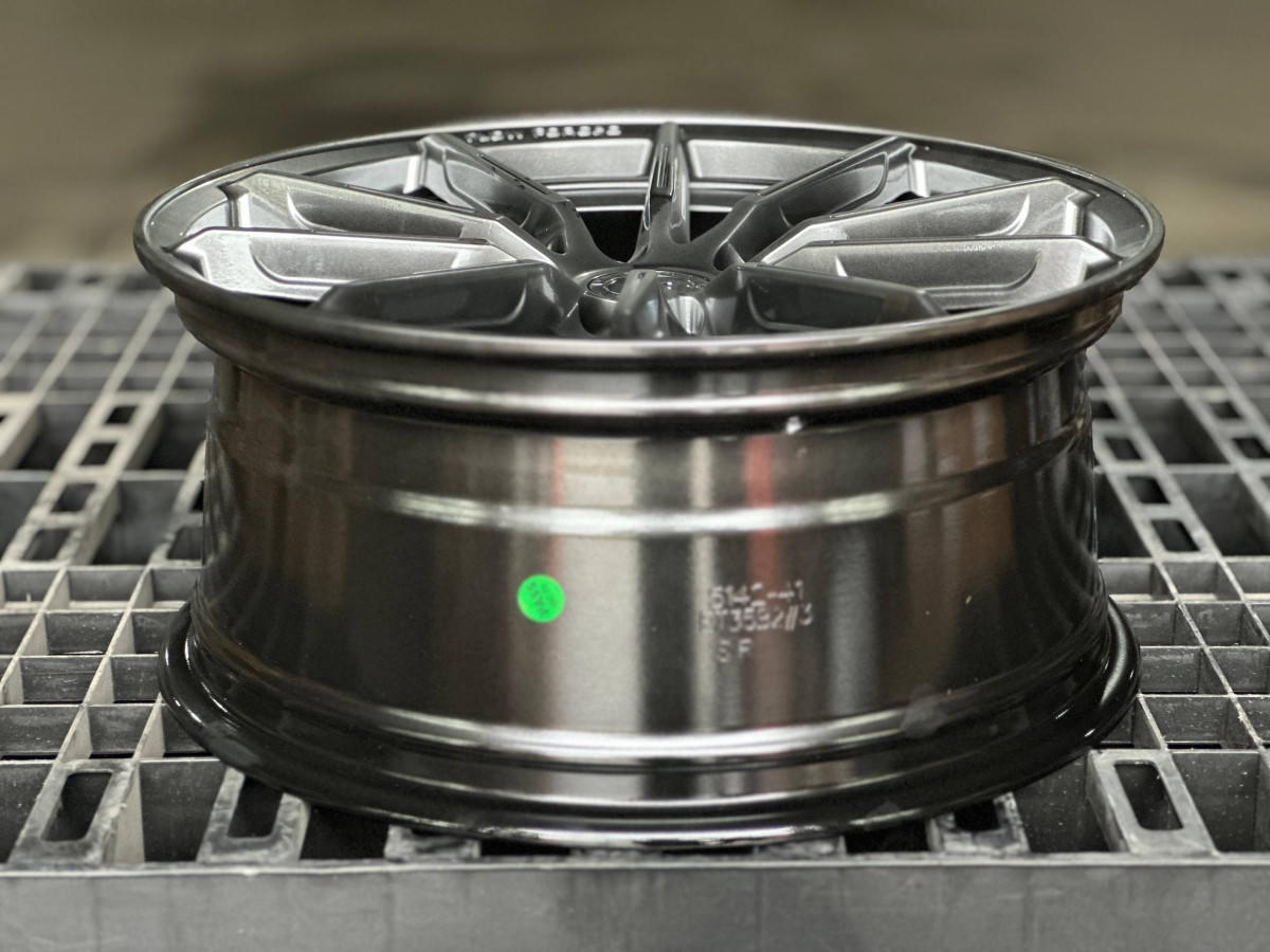 FLOW FORMING TITAN FORGED TF34 F8834 R18 8J ET35 5x114.3 DIA73.1 HYPER BLACK
