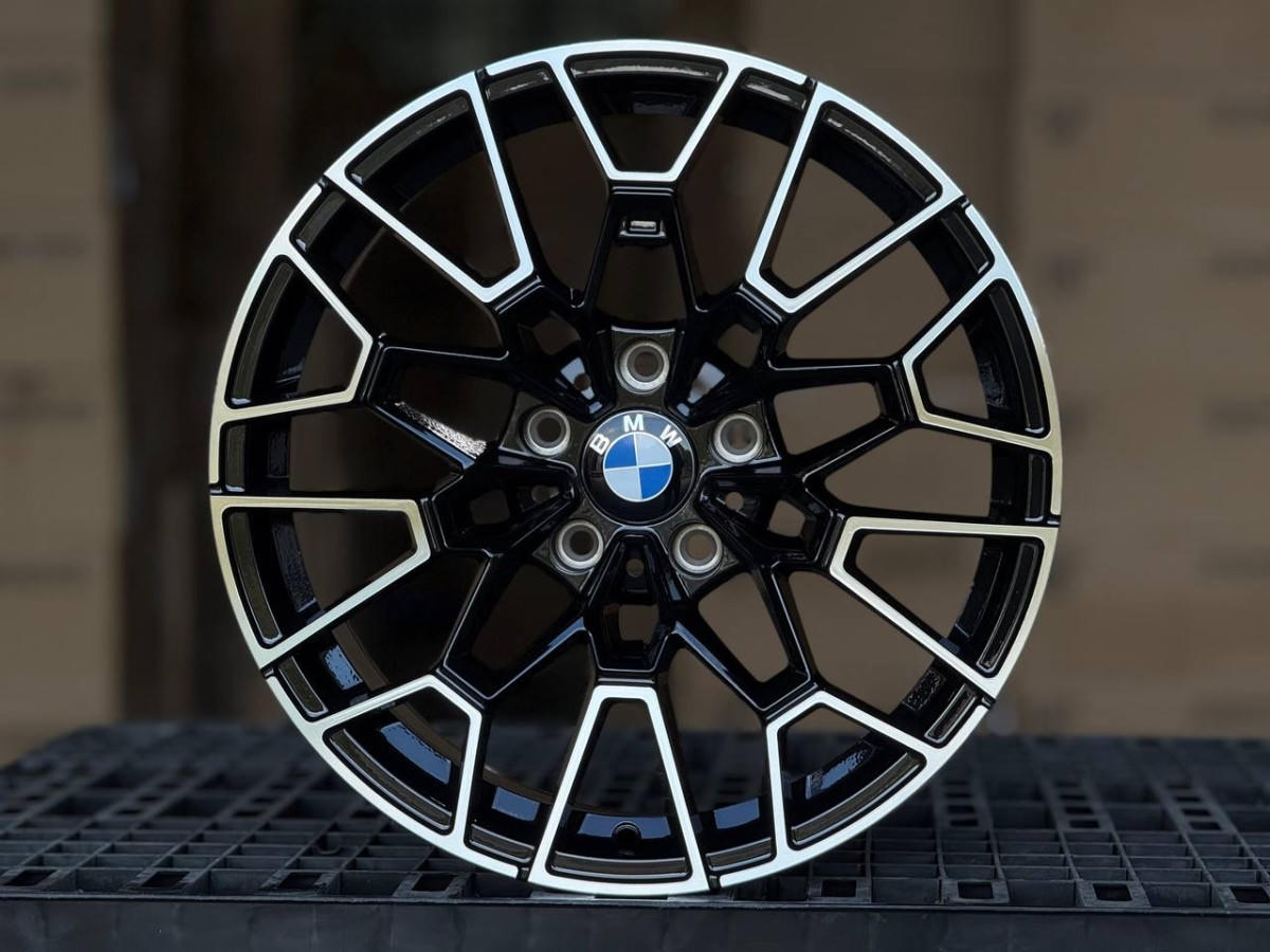 BMW H3209F FlowForming R18 8, 9J ET30, 35 5x120 DIA72.6 GLOSS BLACK FACE