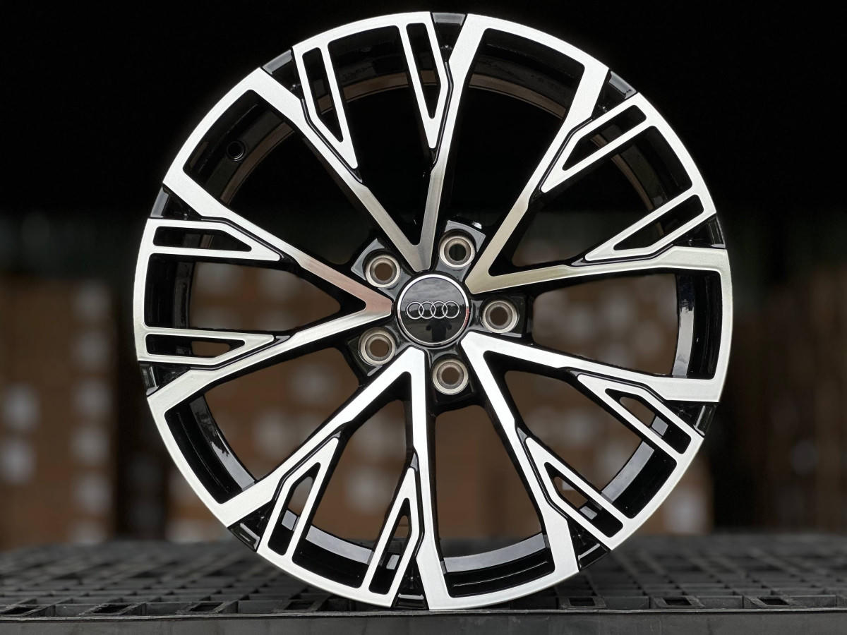 AUDI H961F FlowForming R19 8.5J ET35 5x112 DIA66.6 GLOSS BLACK FACE