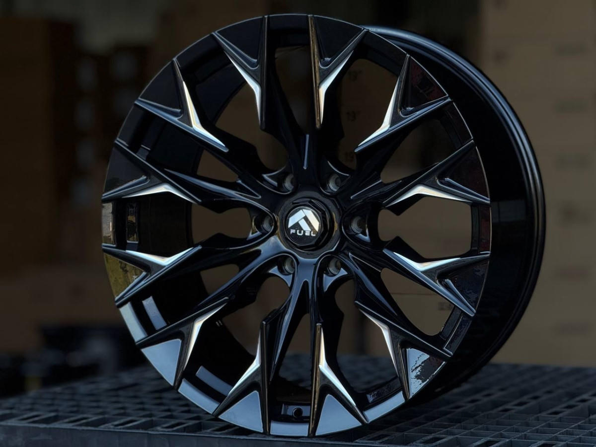 Fuel Flame 2210 R22 10J ET18 6x139.7 DIA110.1 GLOSS BLACK MILLING