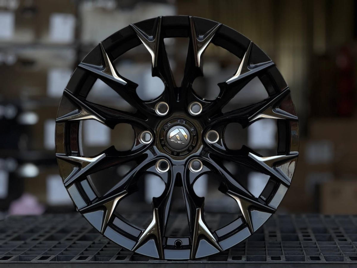 FUEL FLAME 8322 R18 9.5J ET5 6x139.7 DIA110.1 GLOSS BLACK MILLING
