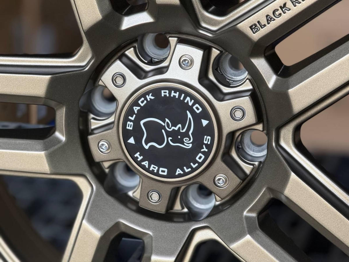 Black Rhino 5409 R20 9J ET15 6x139.7 DIA110.1 MATTE BRONZE BLACK LIP