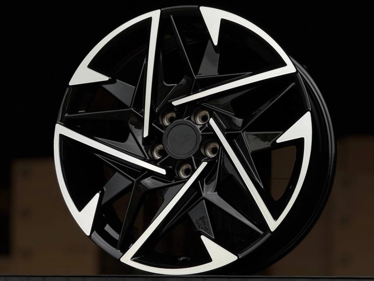 KIA K5 H3540F FlowForming R18 7.5J ET45 5x114.3 DIA67.1 GLOSS BLACK FACE
