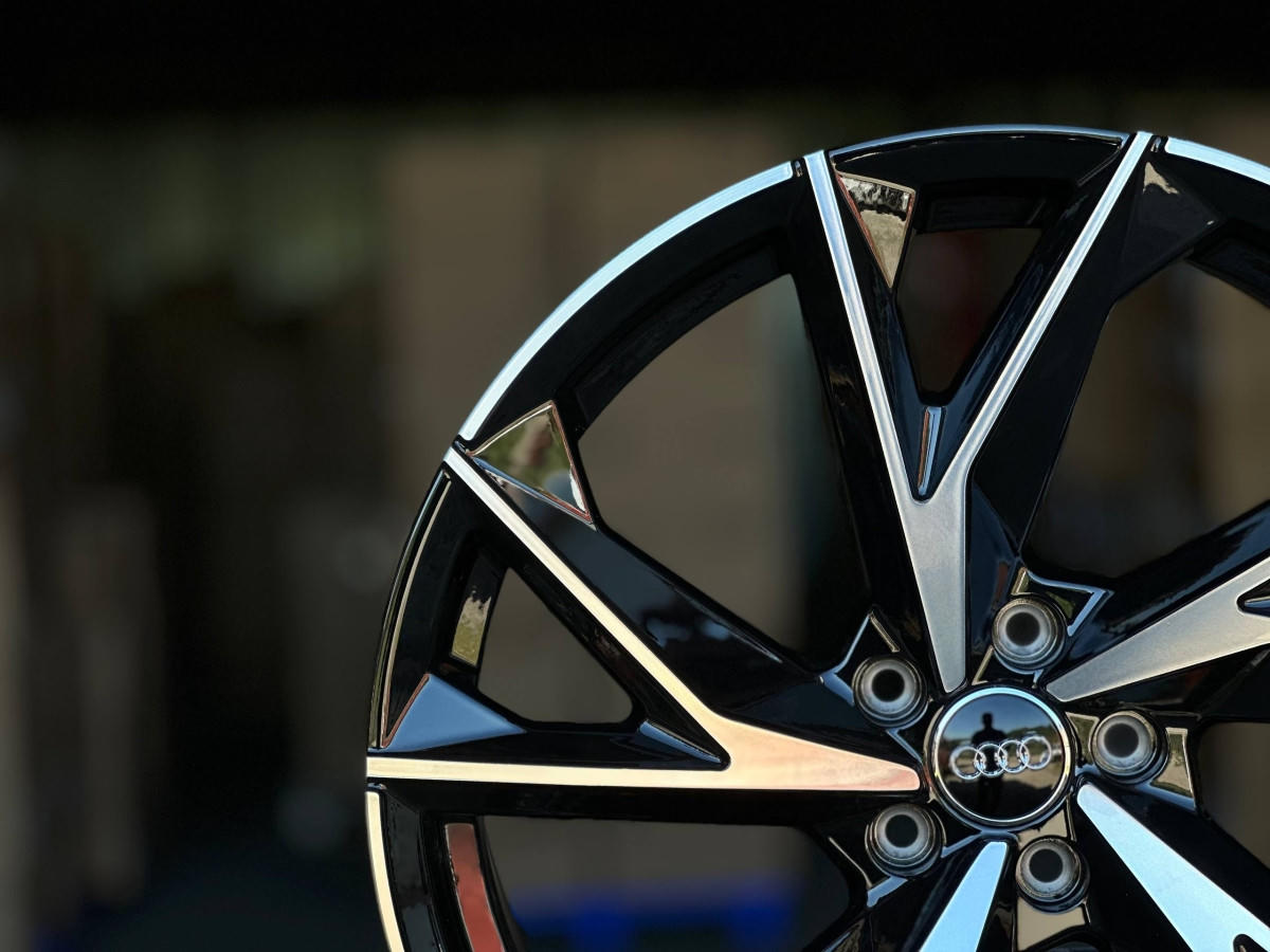 AUDI 5491 R19 8.5J ET30 5x112 DIA66.6 GLOSS BLACK FACE