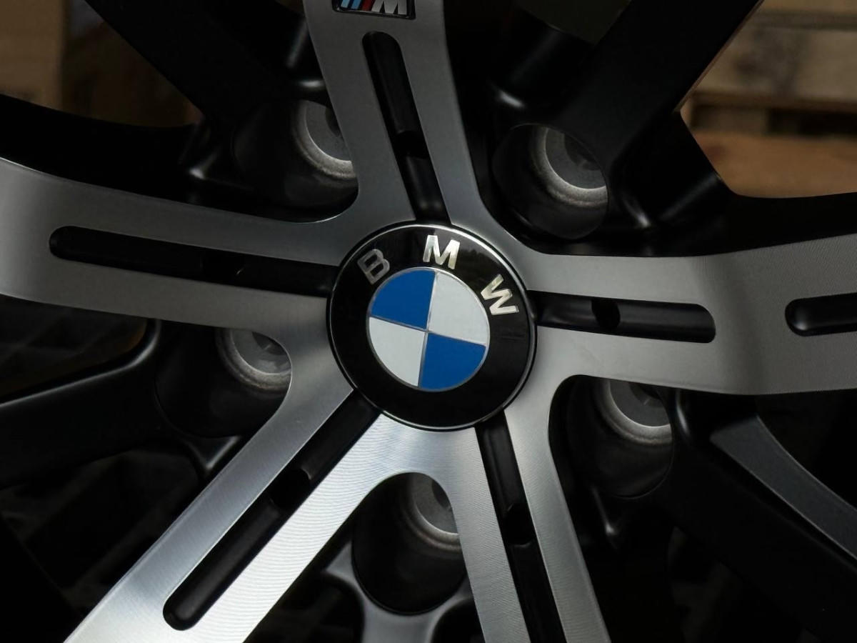 BMW INDIVIDUAL X5/X6/X7 C1452/C1453 R22 11J...12 DIA66.6 MATTE BLACK POLISH FACE