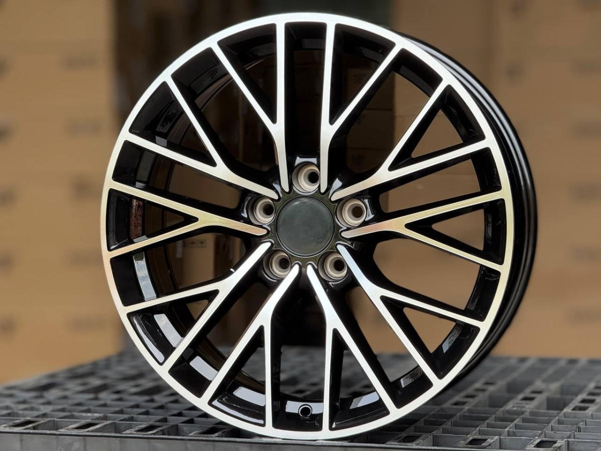 Toyota H3357F FlowForming R18 7J ET42 5x114.3 DIA60.1 GLOSS BLACK FACE