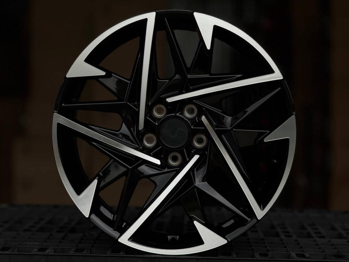 KIA K5 H3540F FlowForming R18 7.5J ET45 5x114.3 DIA67.1 GLOSS BLACK FACE