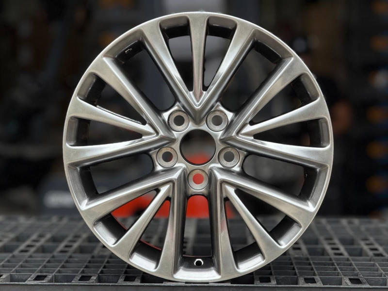 Toyota КАМРИКИ H524F FlowForming R17 7J ET45 5x114.3 DIA60.1 HYPER BLACK