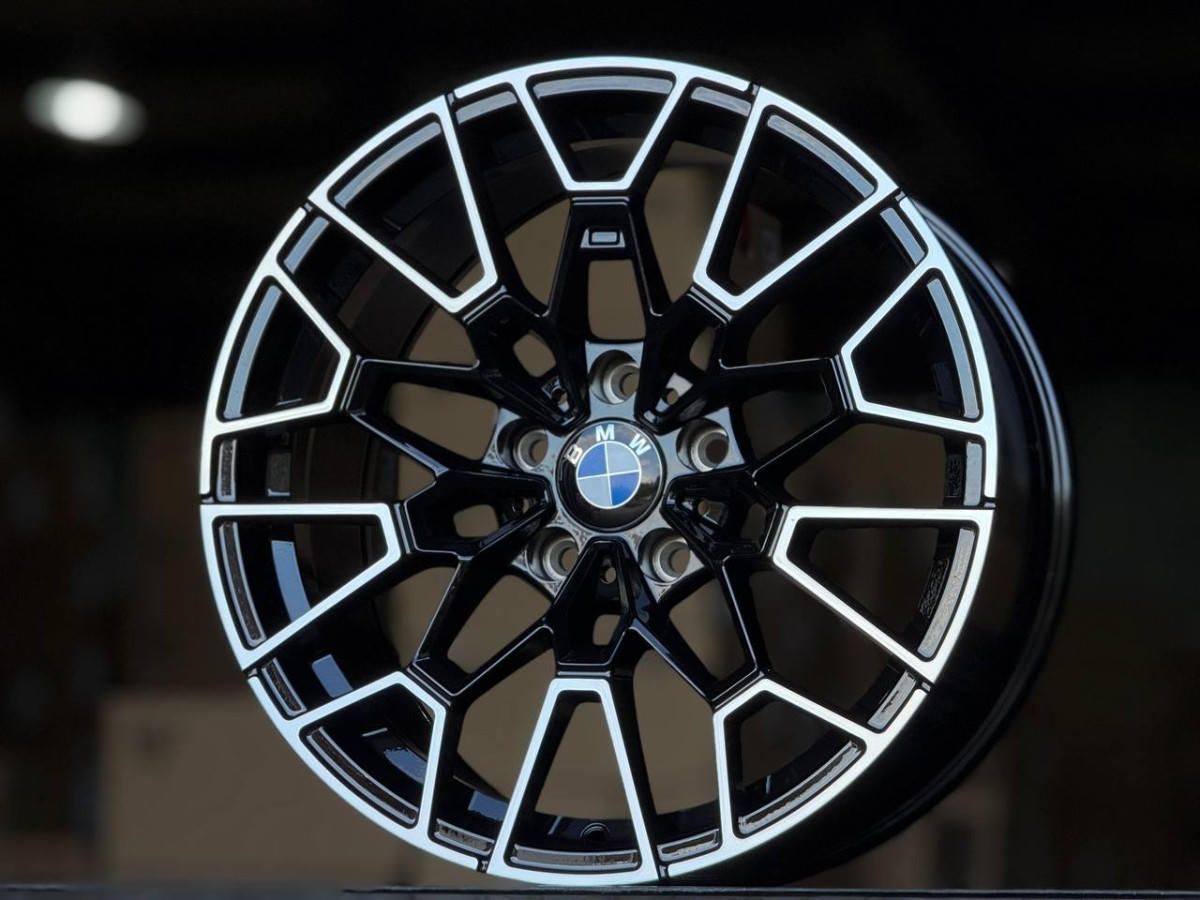 BMW H3209F FlowForming R18 8, 9J ET30, 35 5x120 DIA72.6 GLOSS BLACK FACE