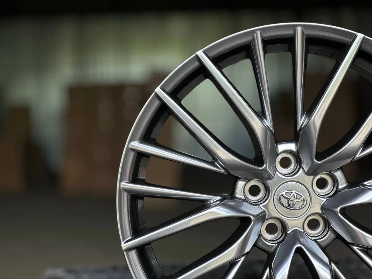 LEXUS RX/ Toyota STYLE 0133 R18 8J ET35 5x114.3 DIA60.1 HYPER BLACK