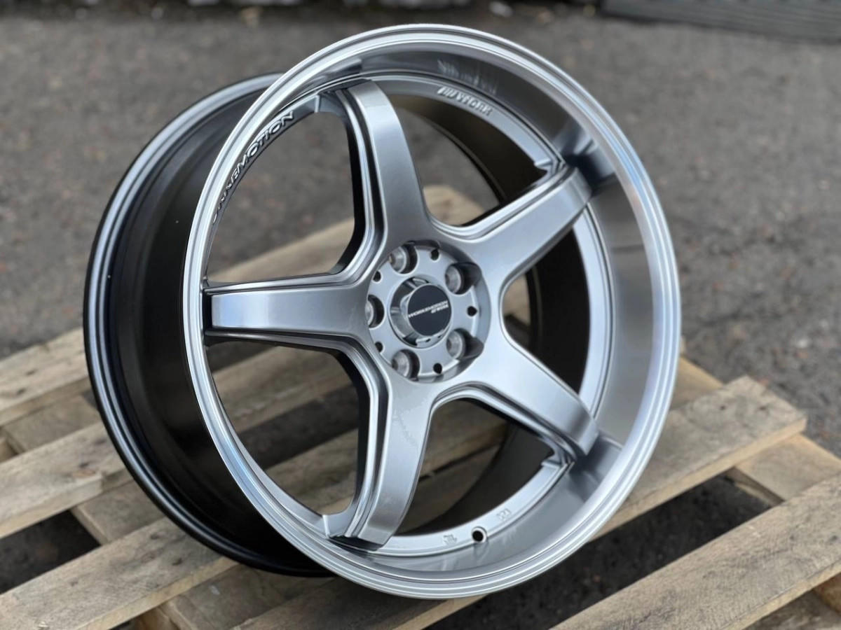 WORK T5R2P ZS014 R18 8.5J ET28 5x114.3 DIA73.1 HYPER BLACK