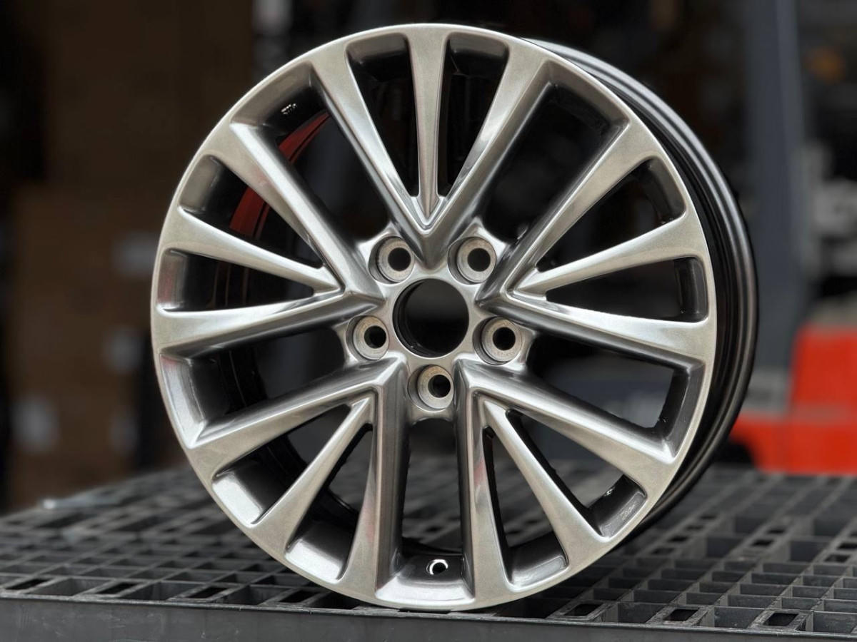 Toyota КАМРИКИ H524F FlowForming R17 7J ET45 5x114.3 DIA60.1 HYPER BLACK