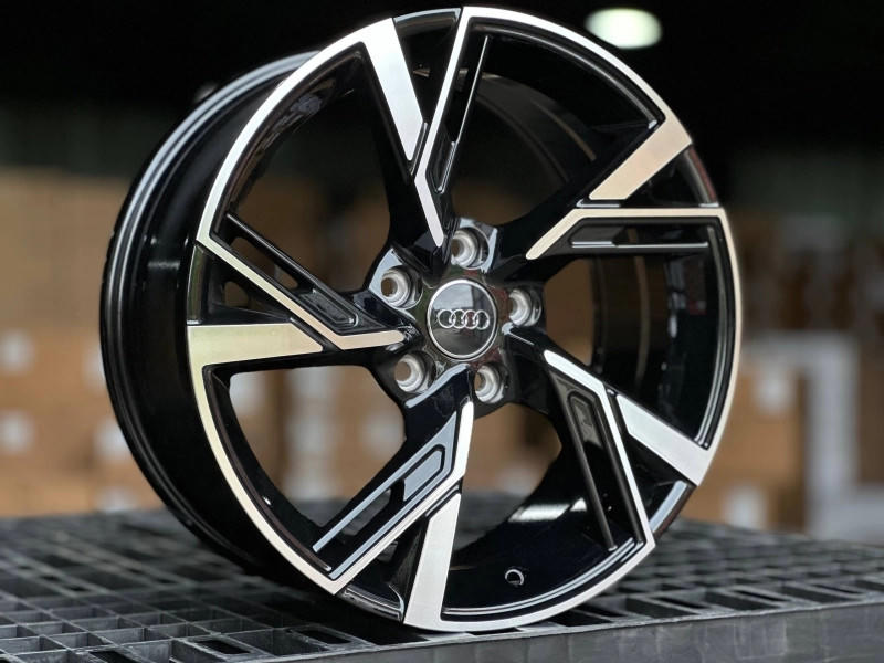 AUDI H3138F FlowForming R18 8J ET35 5x112 DIA66.6 GLOSS BLACK FACE