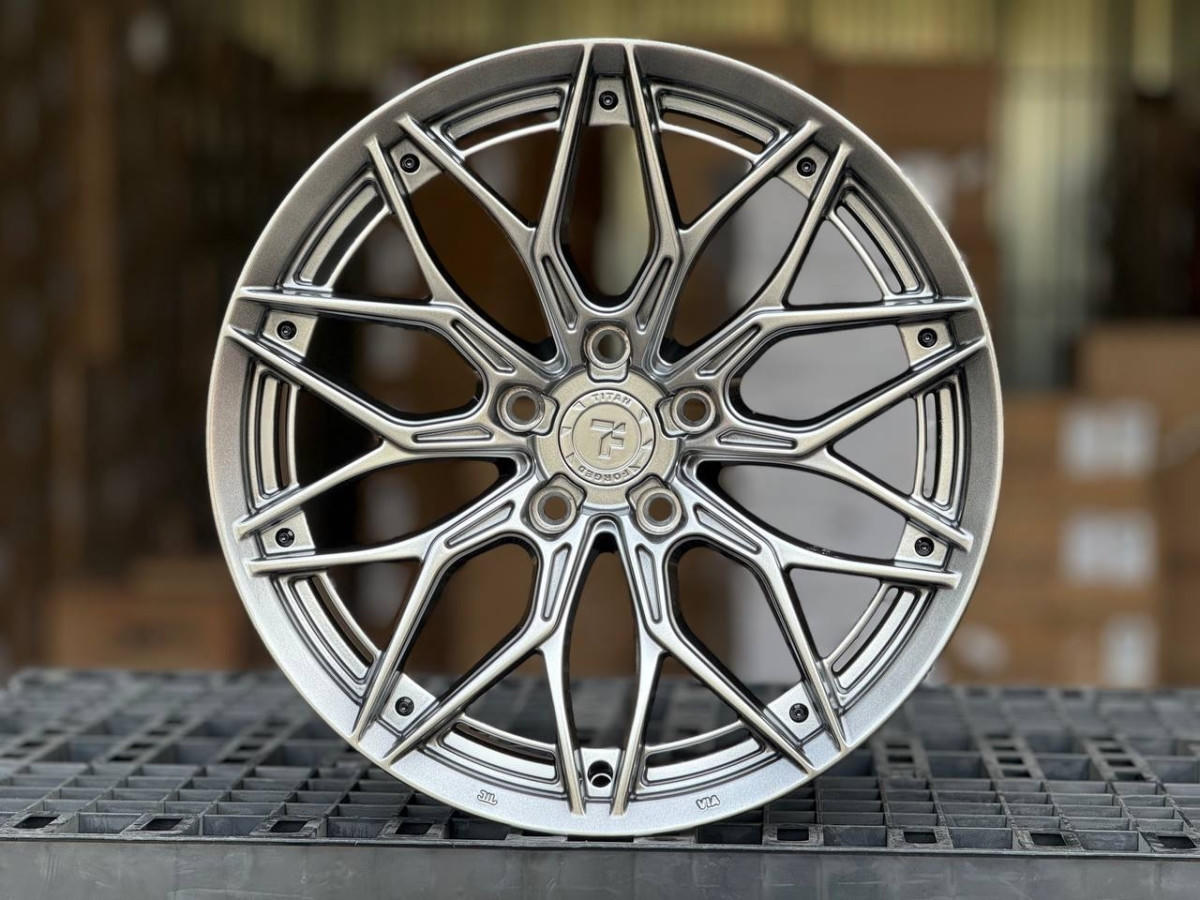 Titan Forged TF97 F8797 FlowForming R18 8J ET38 5x114.3 DIA73.1 HYPER BLACK