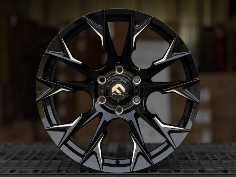 Fuel FLAME A326 R20 10J ET-10 6x139.7 DIA110.1 GLOSS BLACK MILLING