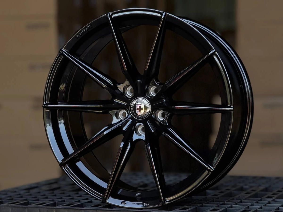 HRE H3408F FlowForming R19 8.5, 9.5J ET35, 38 5x114.3 DIA73.1 GLOSS BLACK