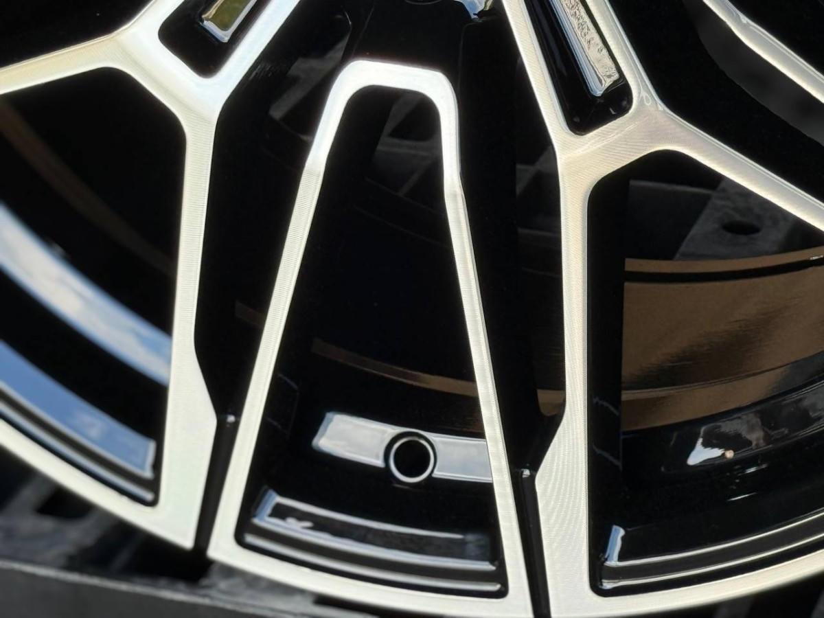 BMW H3079F FlowForming R19 8, 9J ET25, 35 5x112 DIA66.6 GLOSS BLACK FACE