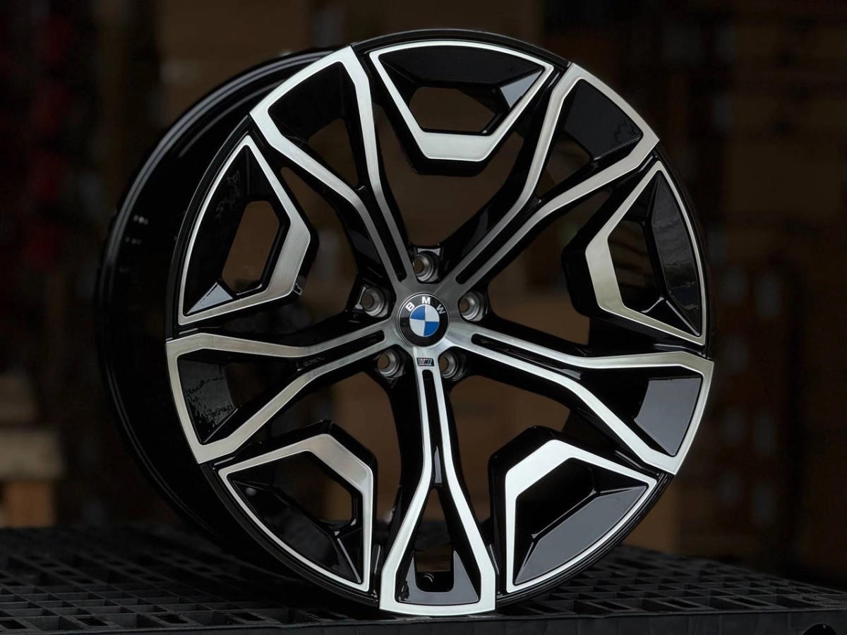 BMW INDIVIDUAL X5/X6/X7 C1432/C1433 R22 10, 11J 5x112 DIA66.6 GLOSS BLACK FACE