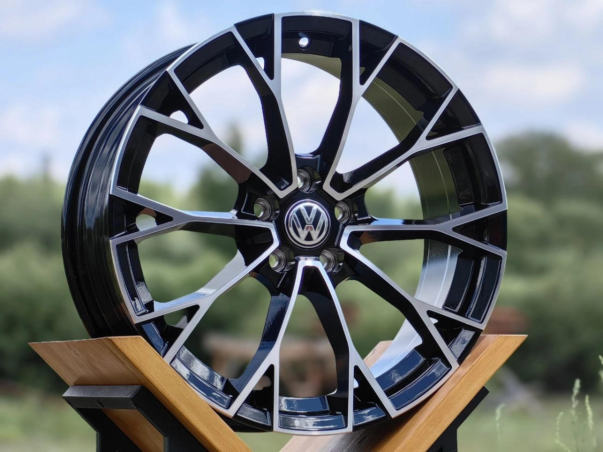 VOLKSWAGEN 5686 FlowForming R18 7.5J ET35 5x112 DIA57.1 GLOSS BLACK FACE